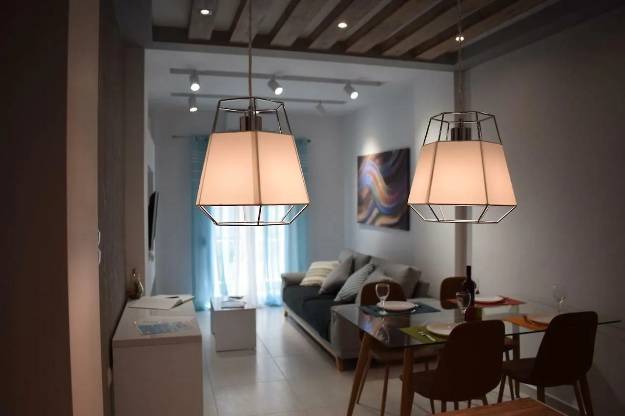 Central Luxury Apartment In Thessaloniki